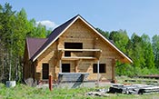 casa in legno realizzata con sistema blockhaus